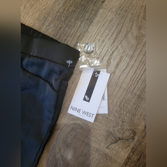 Nine West Womens  Black Cargo Pants - Picture 5 of 14